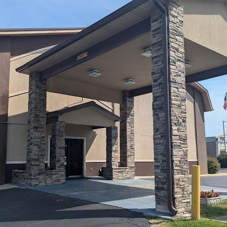 Super 8 By Wyndham Shelbyville Exterior foto